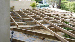 Création d’une terrasse en bois à Sollies près de Toulon