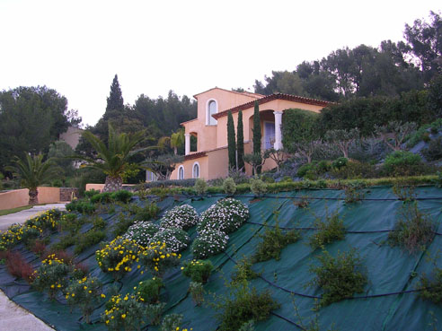 Création paysagiste d’un jardin à Carqueiranne dans le Var