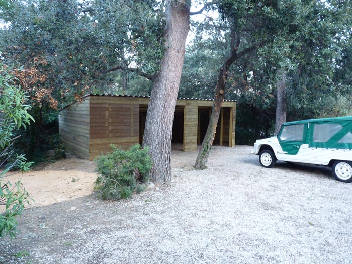 Réalisation d’un abri voiture en bois à Six Fours